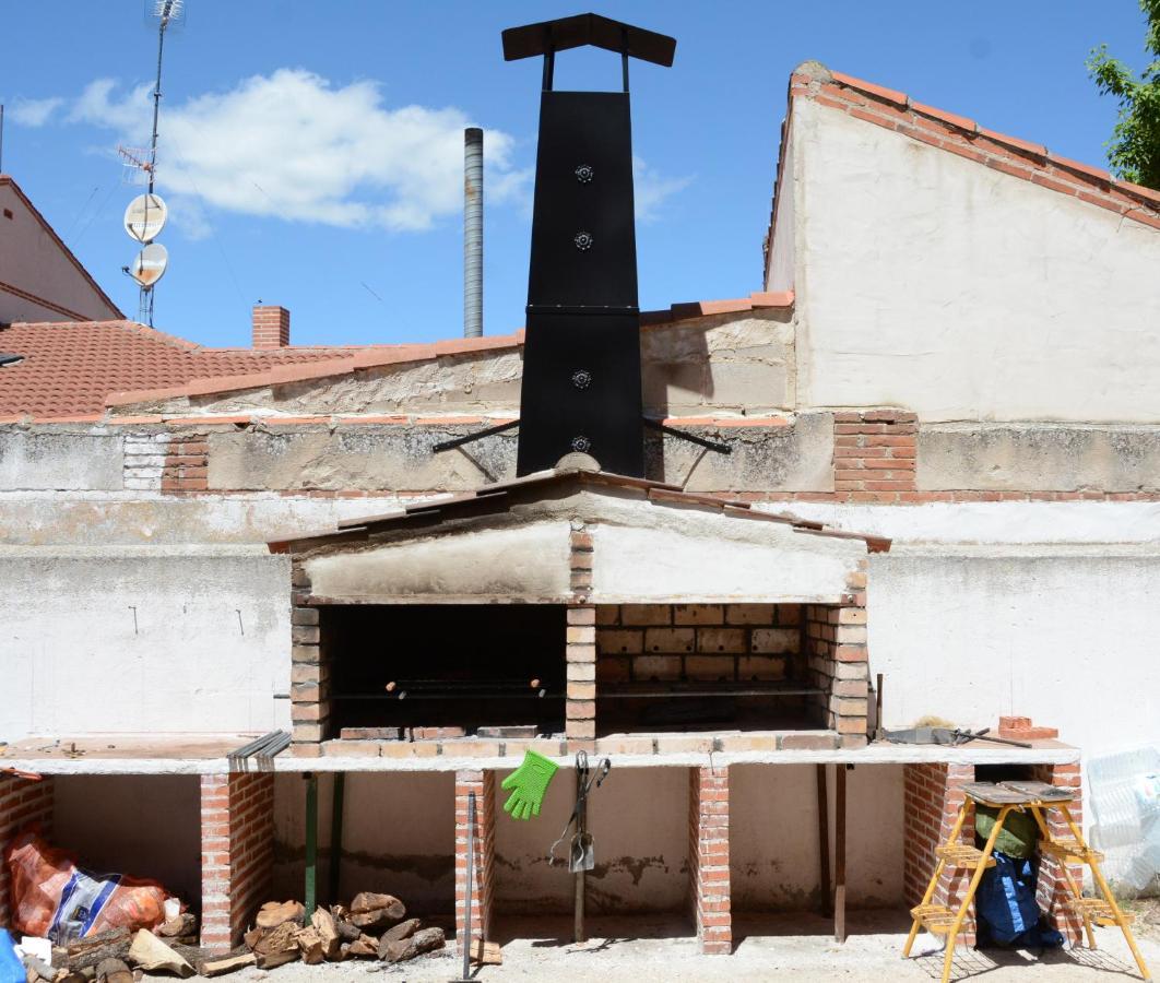 Albergue Villa Nava De La Asuncion Dış mekan fotoğraf